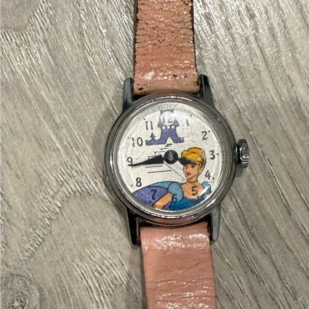 Vintage Child’s Cinderella Wind-Up Watch